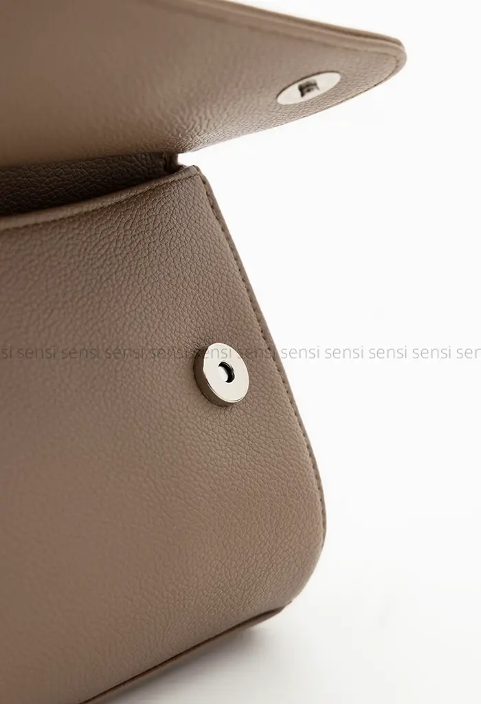 کیفDolce & Gabbanaکد1004390