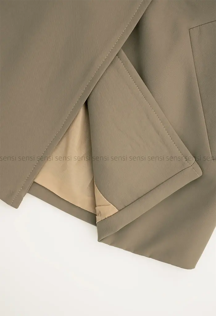 بارانی کوتاه آستردار کد1004465